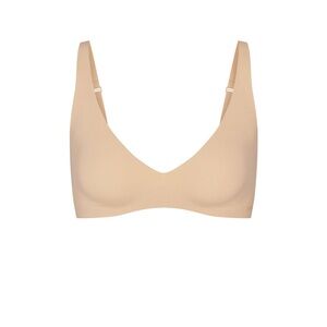 NWT - Skims Naked Plunge Bra